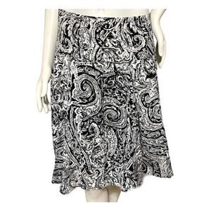 Chaps Women's Abstract Black and White Knee Length Skirt Size 4